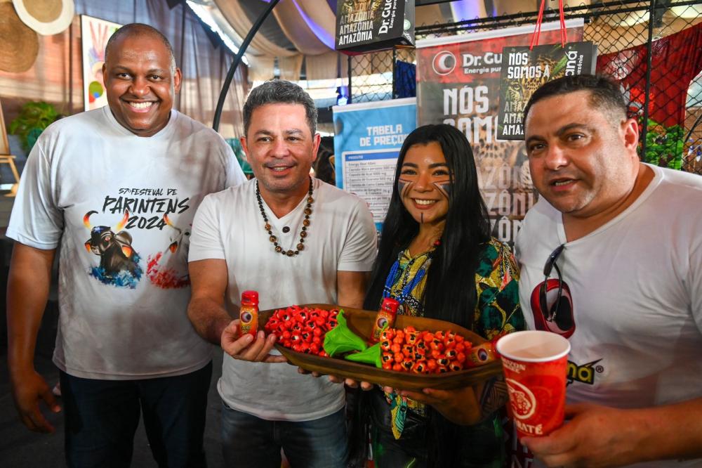 Festival de Parintins 2024: Disputa do bumbá que mais gera energia limpa mobiliza torcidas no Turistódromo