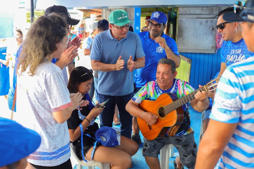 Prosai Parintins é exaltado em roda de compositores do Caprichoso