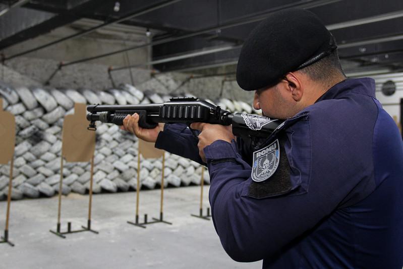 Prefeitura de Manaus inicia capacitação de guardas municipais para uso de armamento longo