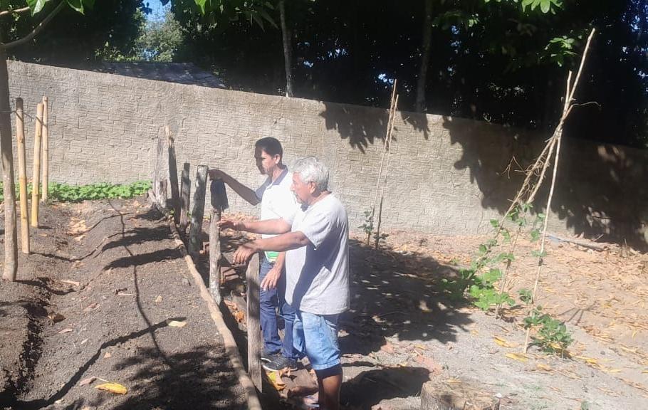 Em Manaus, Sepror visita propriedades rurais para plantação de hortas comunitárias