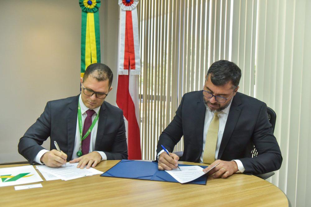 Wilson Lima assina protocolo de intenções com Banco da Amazônia no valor de R$ 1,4 bilhão para impulsionar desenvolvimento socioeconômico da região