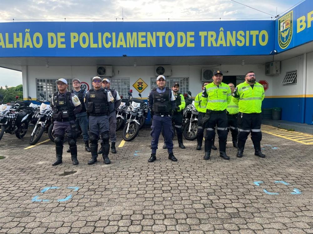 PMAM e IMMU deflagram operação com foco em fiscalização de veículos pesados irregulares