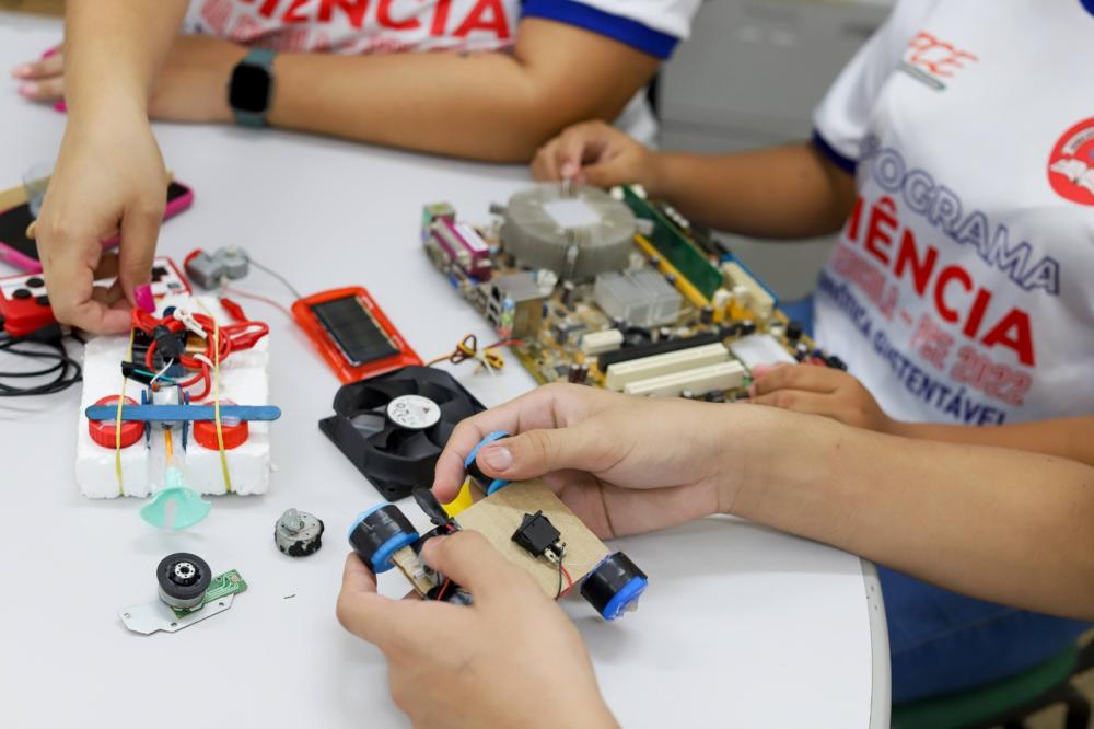 Fapeam divulga o resultado final do Programa Ciência na Escola