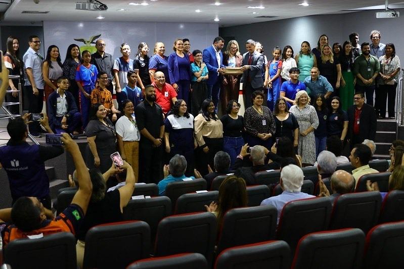 Lançados pelo Governo do Amazonas, 11 editais vão impulsionar Ciência e Tecnologia no estado