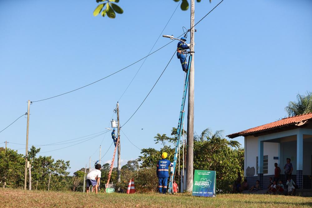 Ilumina+ Amazonas avança e já beneficia 116 comunidades rurais no Estado