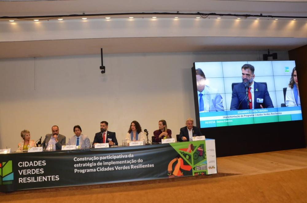 Governo do Amazonas participa de oficina para a implantação do Programa Cidades Verdes Resilientes