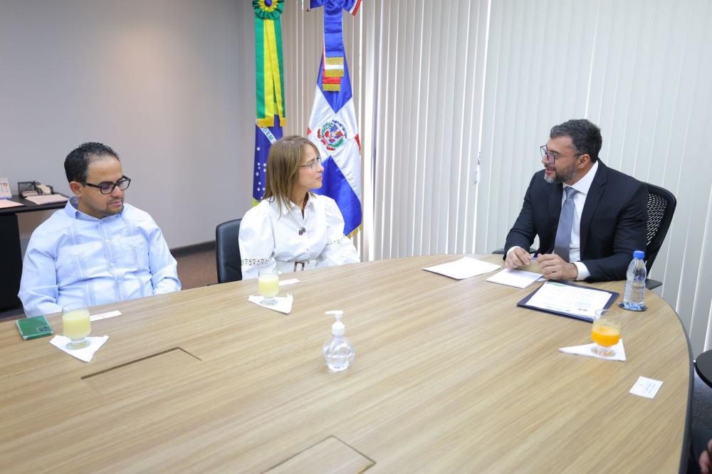 Governador Wilson Lima anuncia voo direto do Amazonas para a República Dominicana em 2025