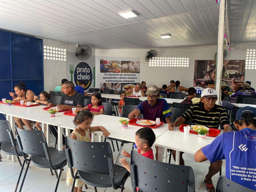 Programas sociais do Governo do Amazonas auxiliam pais de família na criação dos seus filhos