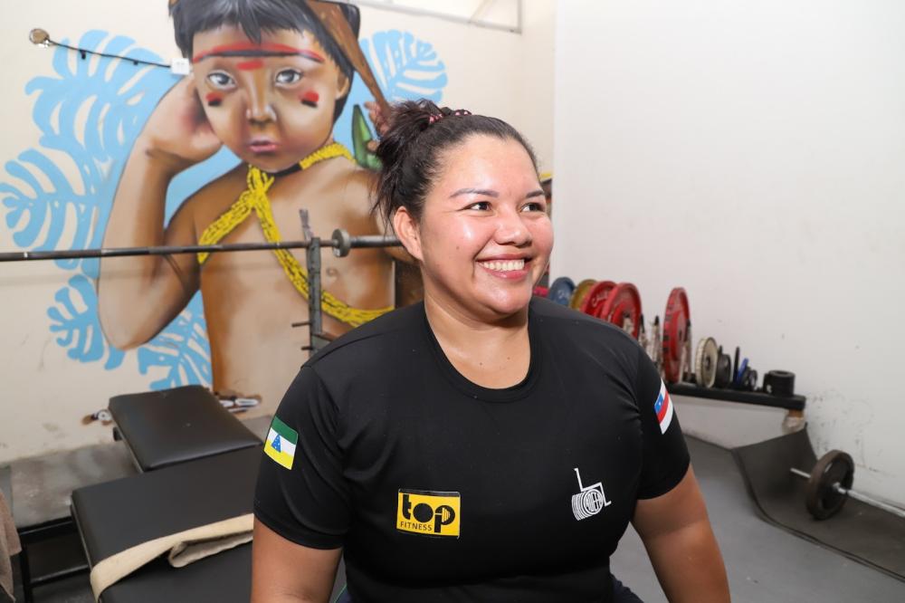 De Tefé para o mundo: Conheça a representante amazonense do halterofilismo nas paralimpíadas