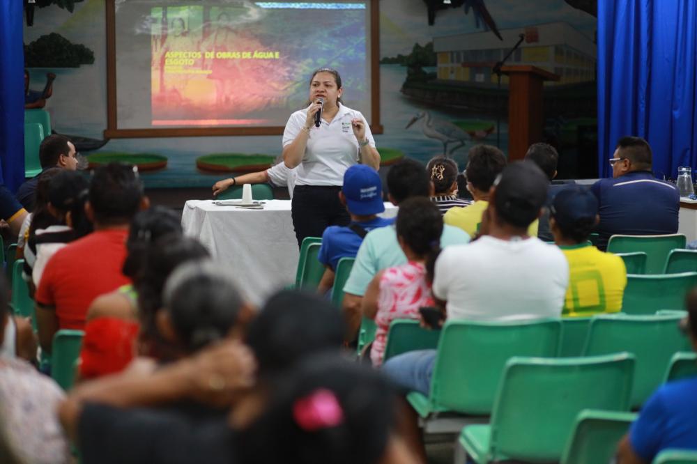 UGPE promove reunião para tratar da obras de água e esgoto do Prosai Parintins