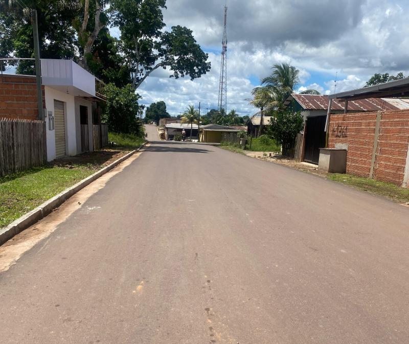 Pavimentação das ruas do sistema viário do Novo Remanso, em Itacoatiara, ultrapassa 60% de avanço