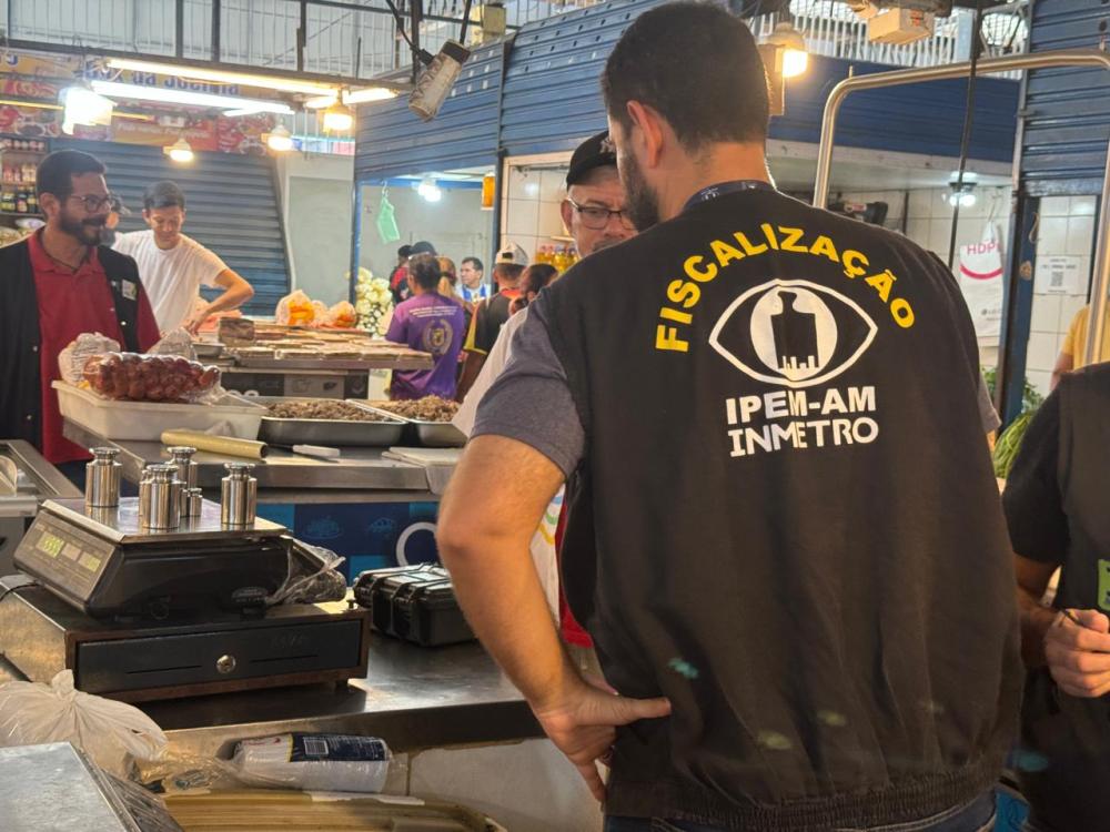 Ipem-AM apreende balanças comerciais irregulares em feiras de Manaus