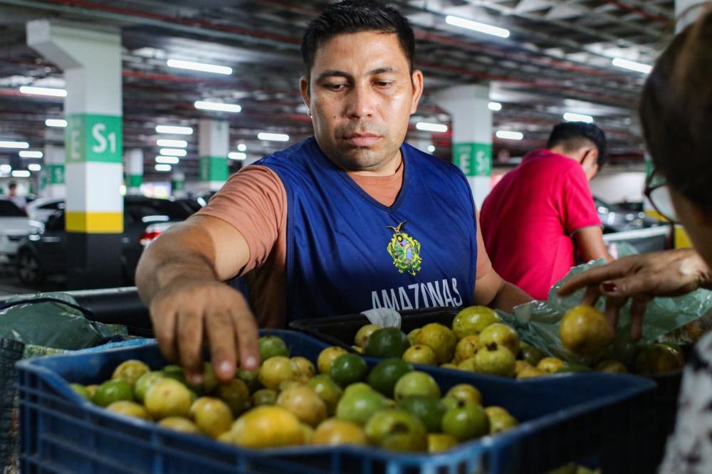 ADS realiza edição especial da Feira de Produtos Regionais na vila de Caburi, em Parintins