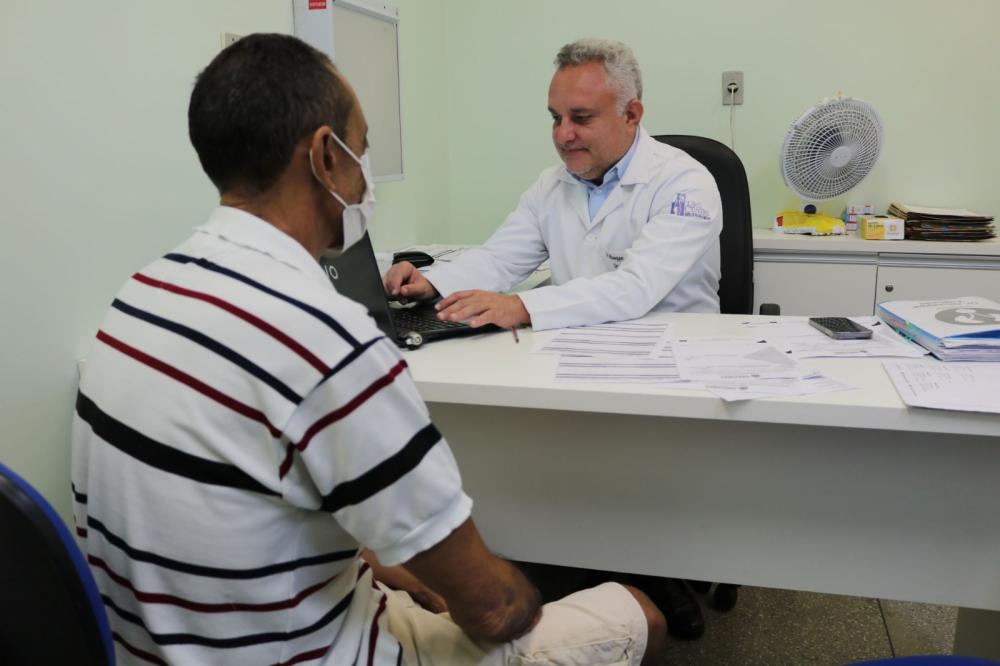 Novembro Azul: FCecon alerta para diagnóstico precoce do câncer de próstata