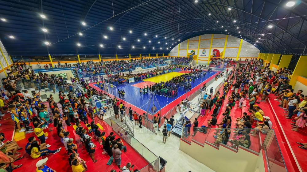 Parintins dá início ao 39° Jogos Escolares, celebrando o esporte e a união de estudantes