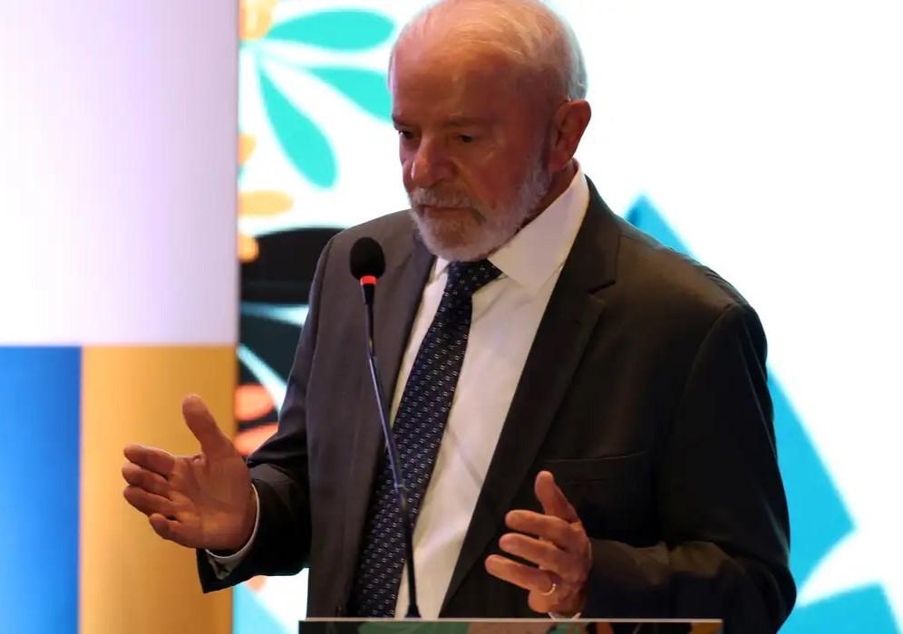 Lula parabeniza Trump pela vitória nas presidenciais norte-americanas