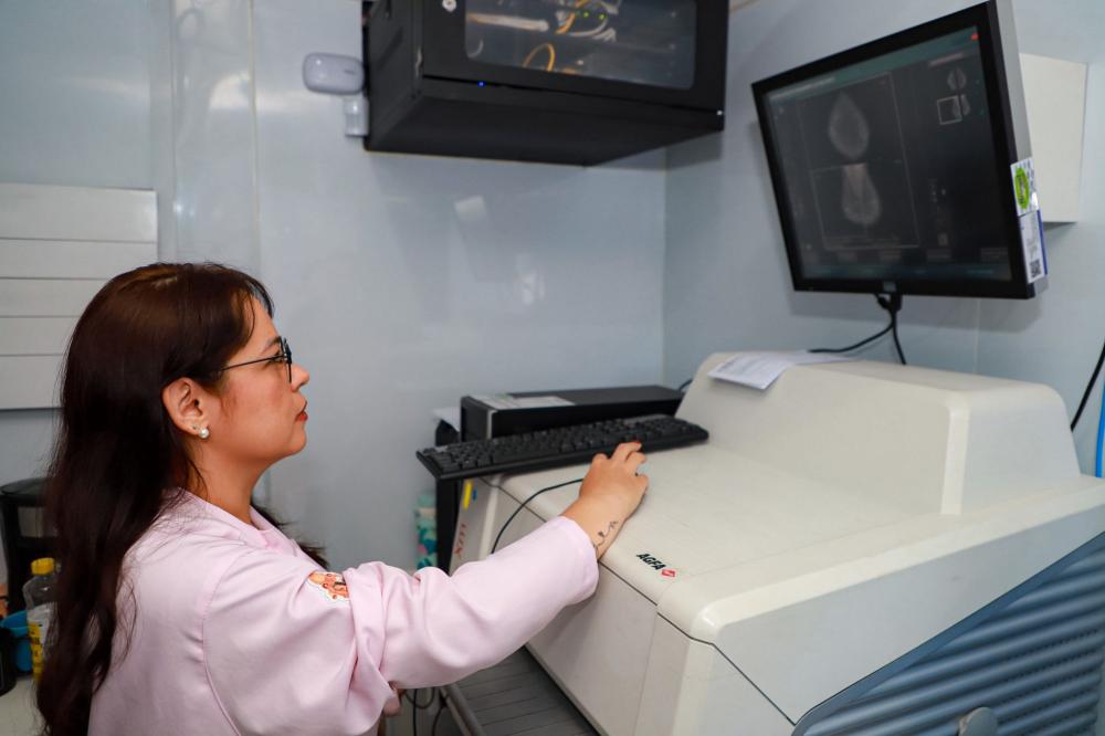 Unidades Móveis de Saúde da Mulher da prefeitura alcançam mais de 186 mil procedimentos realizados