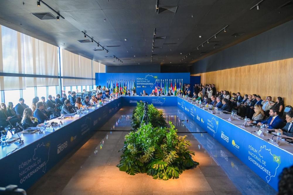 Amazonas reforça proteção à ZFM na regulamentação da reforma tributária durante do Fórum dos Governadores, em Brasília