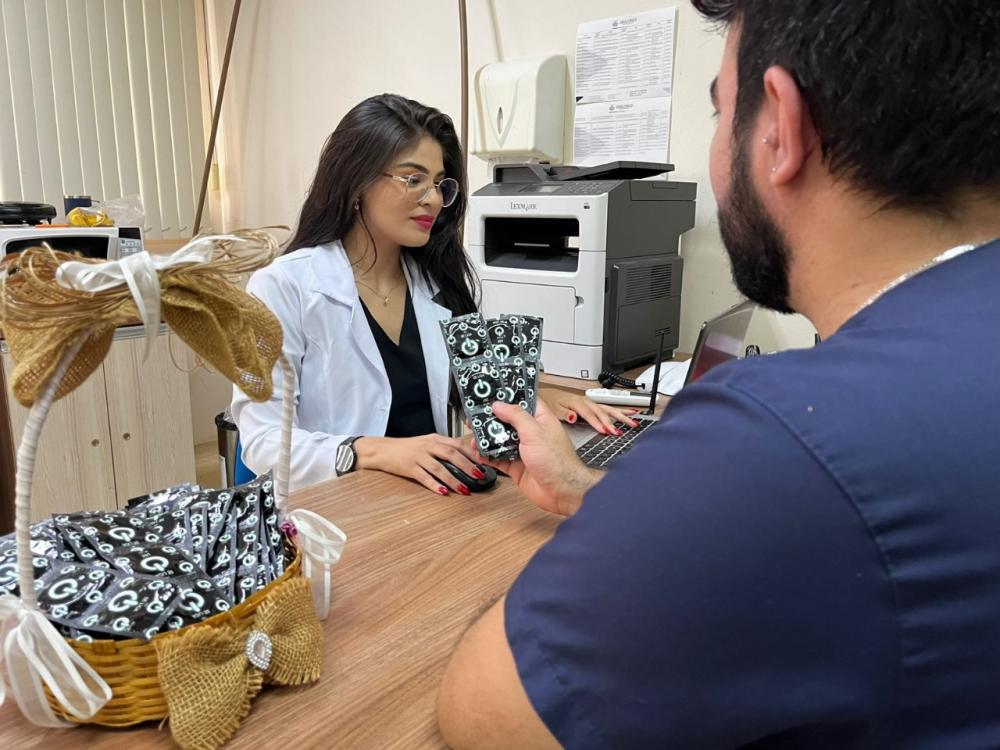 Dezembro Vermelho: FMT-HVD realiza ações com testagens rápidas e simpósio sobre HIV/Aids