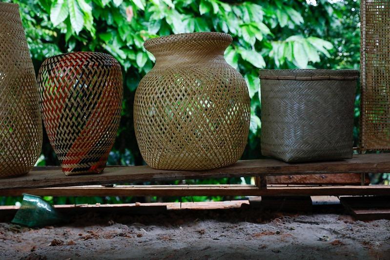 'O artesanato representa nossa cultura e ancestralidade', diz artesã indígena cadastrada no Programa do Artesanato Amazonense