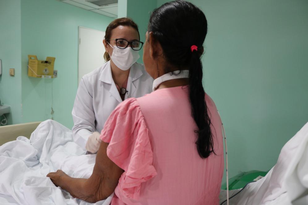 Fonoaudiologia melhora a qualidade de vida de pacientes em tratamento de câncer na FCecon