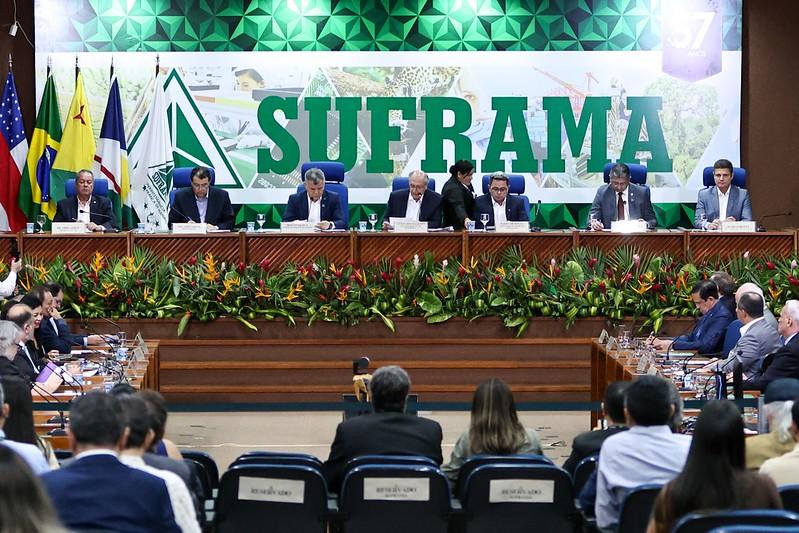 Vice-prefeito Marcos Rotta exalta investimentos na Zona Franca durante reunião do CAS com a presença do vice-presidente Geraldo Alckmin