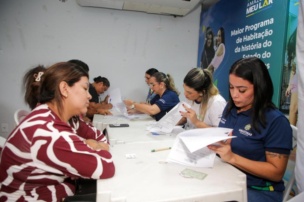 Governo do Estado reassenta 175 famílias das comunidades da Sharp e Manaus 2000 com soluções de moradia