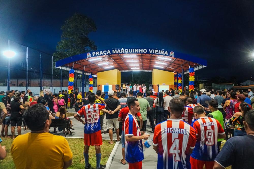 No último dia de mandato, Bi Garcia inaugura complexo esportivo e assina ordem de serviço para ginásio, em Parintins