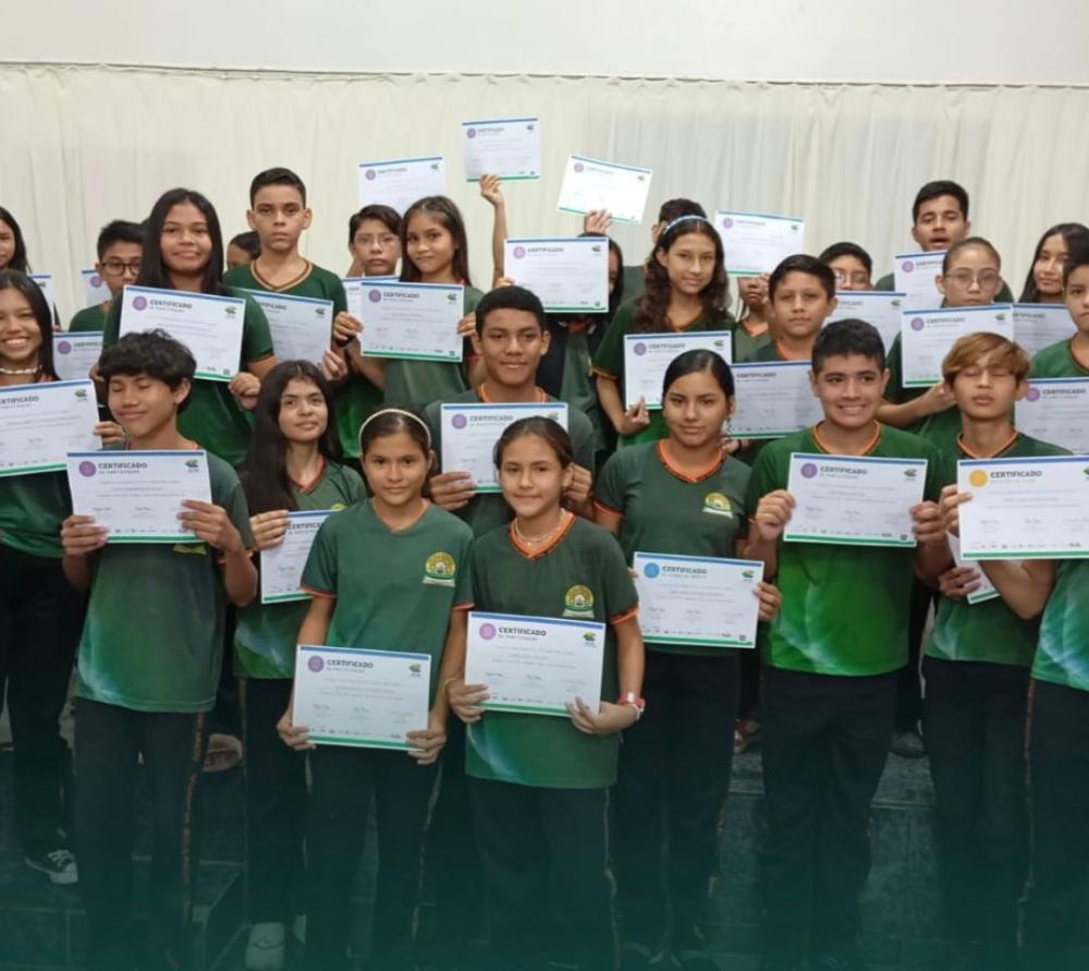 Escola Estadual Suzana de Jesus Azêdo ganha Olimpíada do Tesouro Direto da Educação Financeira