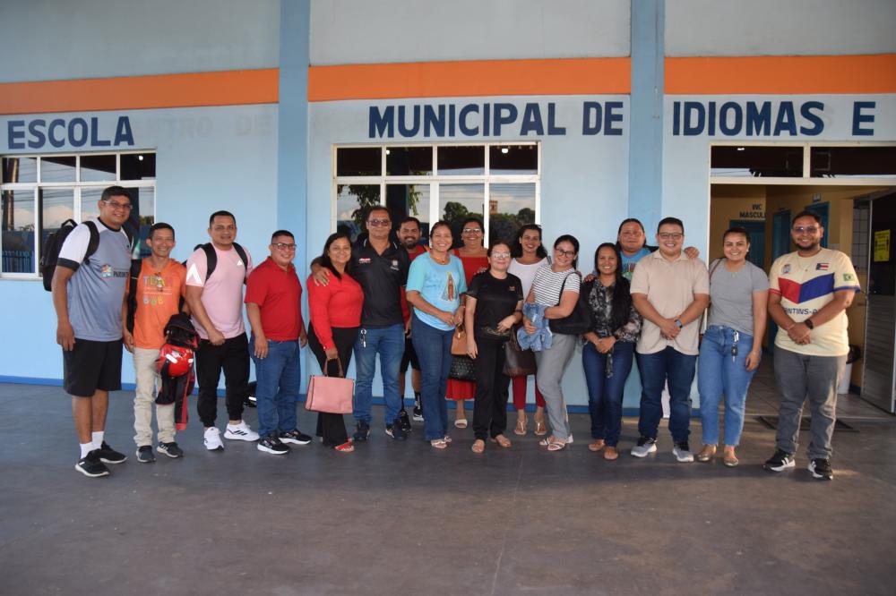 Secretarias de Educação e Esporte reúnem com diretores de escola e coordenadores de ginásios para organização dos espaços esportivos