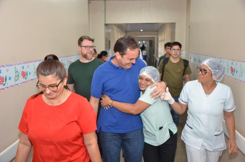 Hospital Jofre Cohen recebe EPIs e rouparias da Prefeitura para avançar na humanização dos atendimentos