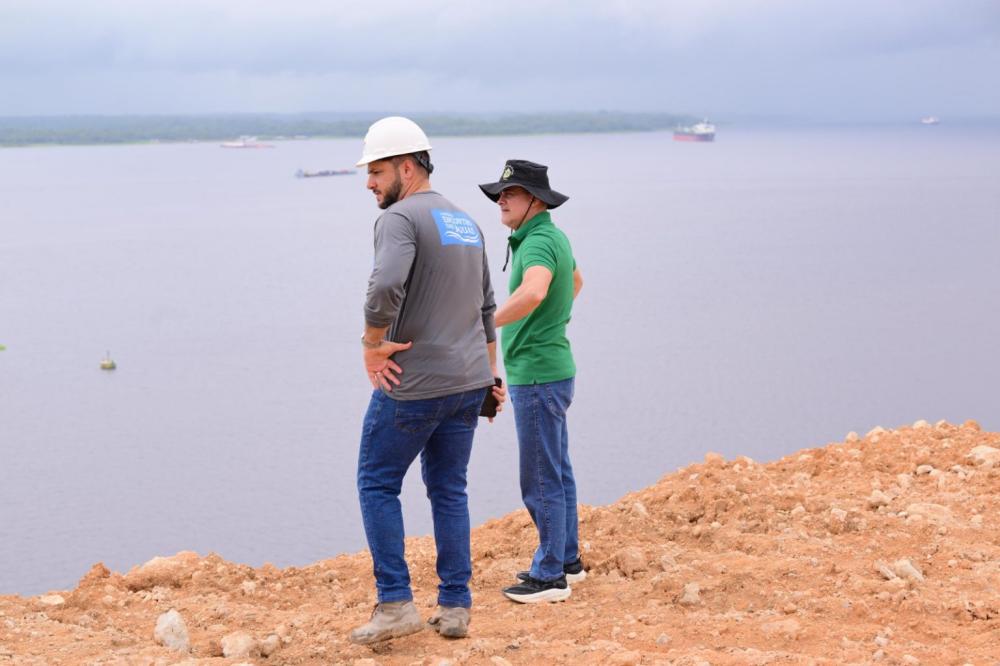 Prefeito David Almeida vistoria obras do Parque Encontro das Águas em Manaus