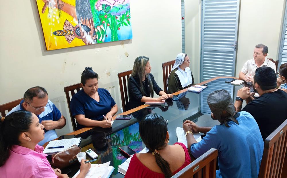 Secretaria de Saúde reforça diálogo e parcerias com o Hospital Padre Colombo