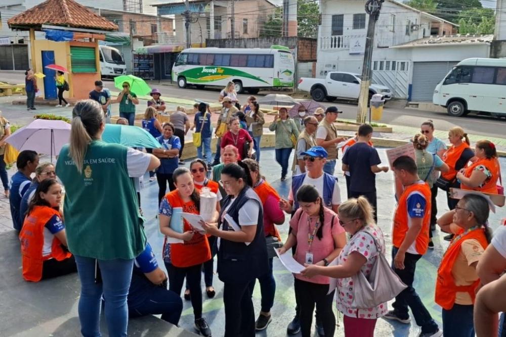 Equipes de saúde da prefeitura realizam mobilização para combate ao Aedes aegypti na Compensa