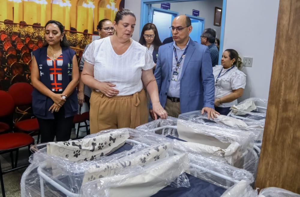 Governo do Amazonas entrega Posto de Enfermagem e mais 100 equipamentos de ponta na Maternidade Ana Braga