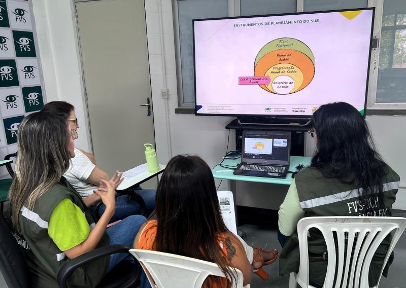 Prevenção à tuberculose: FVS-RCP alinha estratégias para enfrentamento à doença no período 2025-2027 no Amazonas