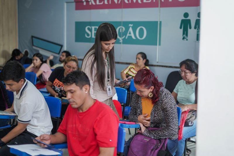 Prefeitura de Manaus realiza processo seletivo em parceria com rede de supermercados