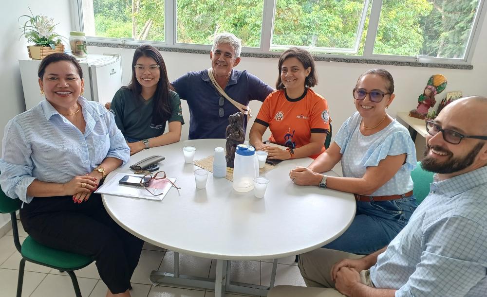 Órgãos de saúde planejam Jornada de Castração de Animais Domésticos em Parintins