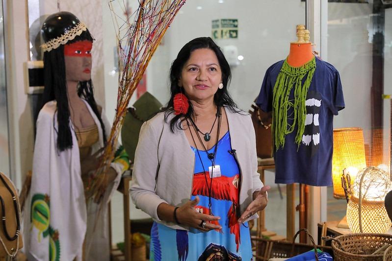 'Temos muito apoio e amparo', atesta artesã indígena cadastrada no Programa do Artesanato do Governo do Estado