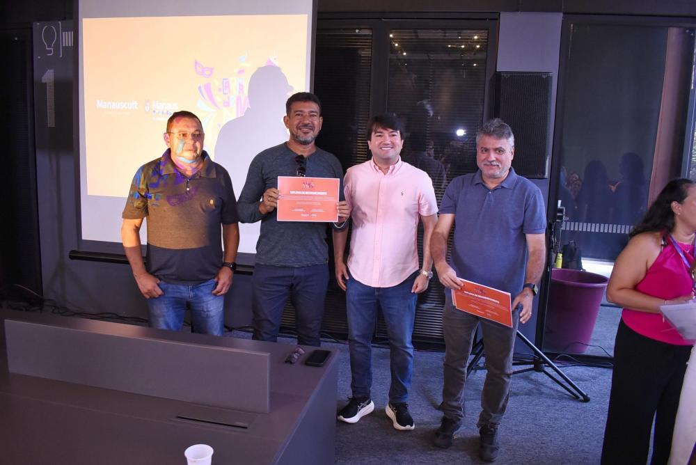 Prefeitura de Manaus garante apoio para mais de 200 bandas e blocos no Carnaval 2025