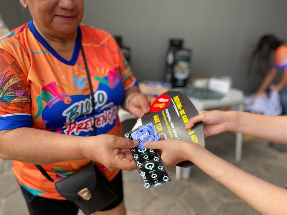 FVS-RCP reforça prevenção ao HIV e outras IST, alcançando 2,2 mil pessoas com distribuição de insumos e educação em saúde