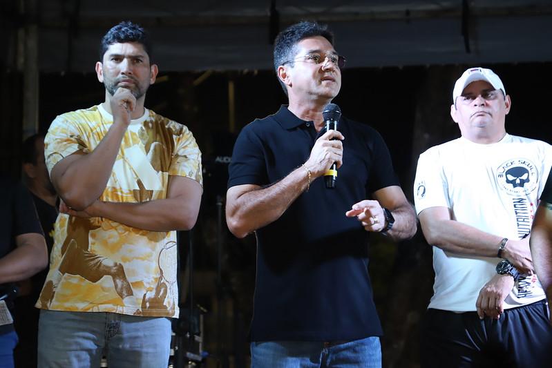 Prefeito em exercício Jander Lobato reinaugura Centro de Esporte do conjunto Vista Bela