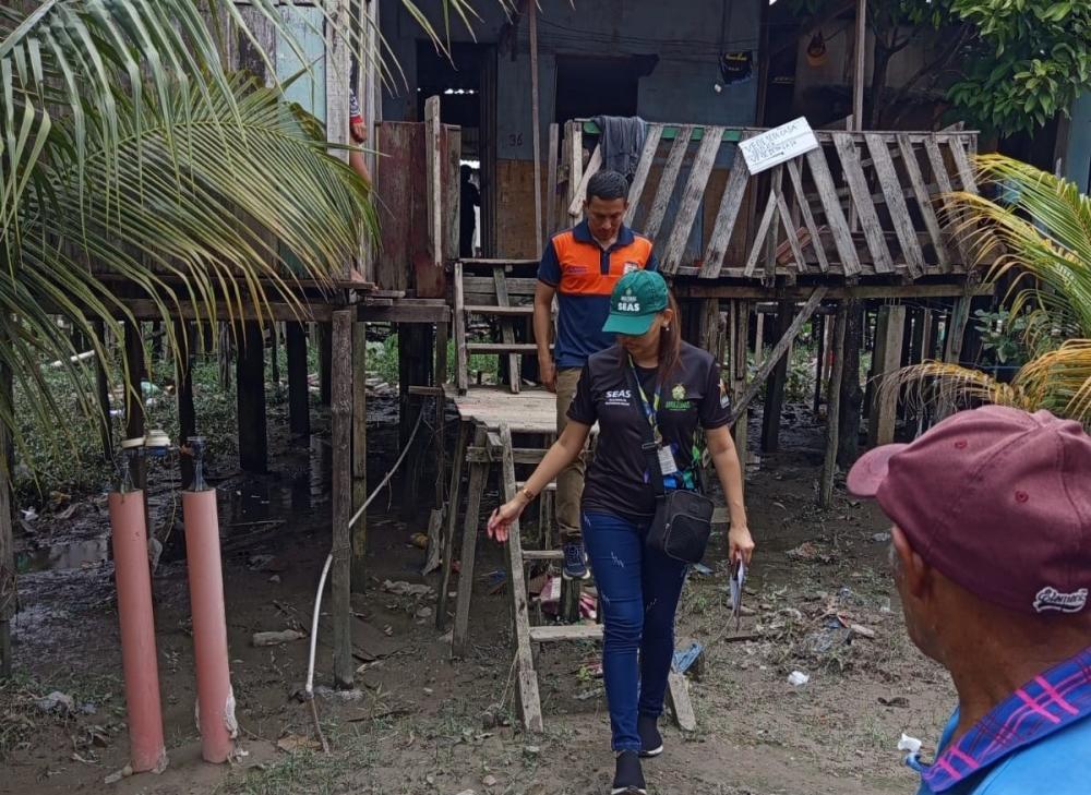 No bairro Jorge Teixeira, Governo do Amazonas presta atendimento social às famílias atingidas pela forte chuva em Manaus