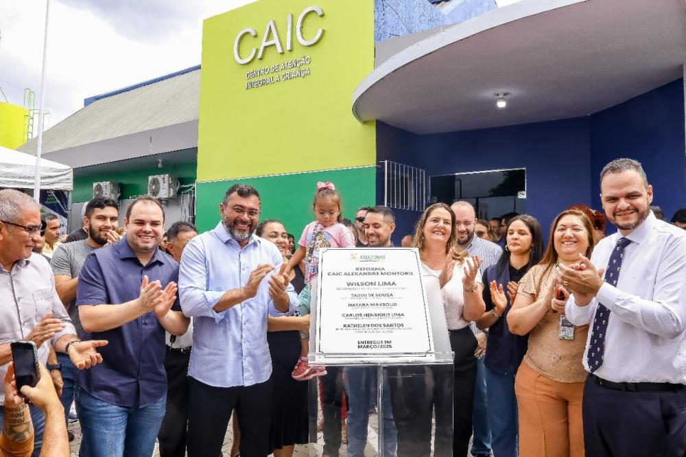 Moradores da zona sul de Manaus comemoram entrega de Caic revitalizado pelo Governo do Amazonas