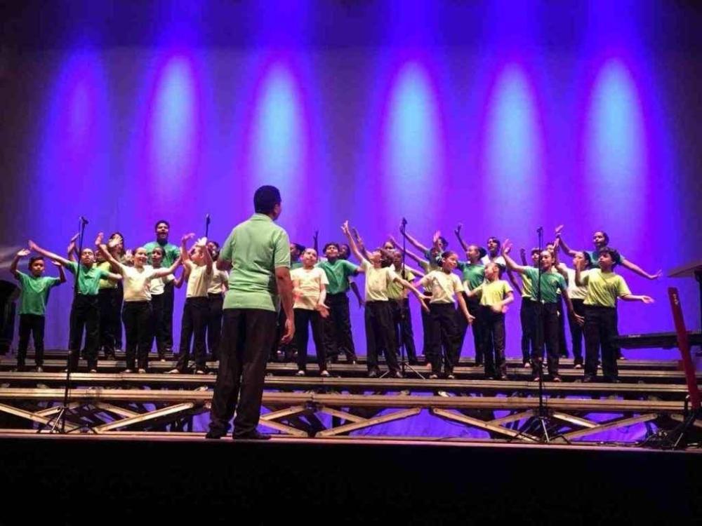 Coral Infantil do Liceu integra apresentação de ‘La Bohème’ no Teatro Amazonas