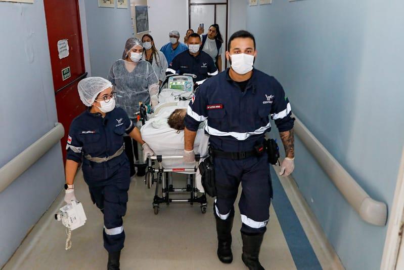 Governo do Amazonas encaminha criança acompanhada pelo Hospital Francisca Mendes para transplante de coração no HCOR