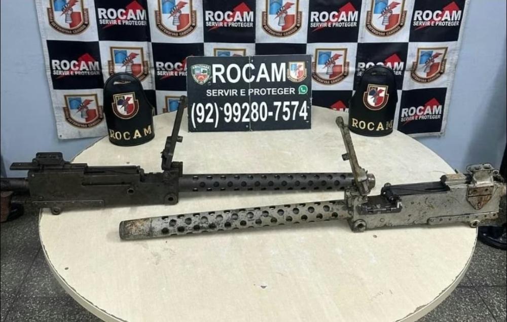 MP recorre contra decisão que colocou em liberdade policial preso com metralhadoras de uso restrito