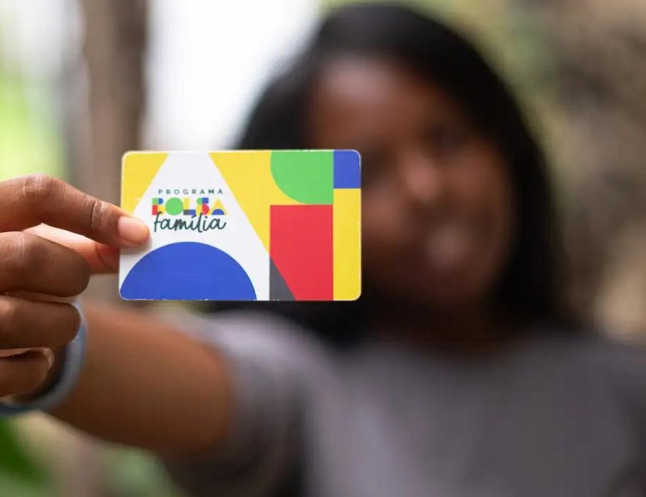 Caixa paga Bolsa Família a beneficiários com NIS final 2 nesta terça