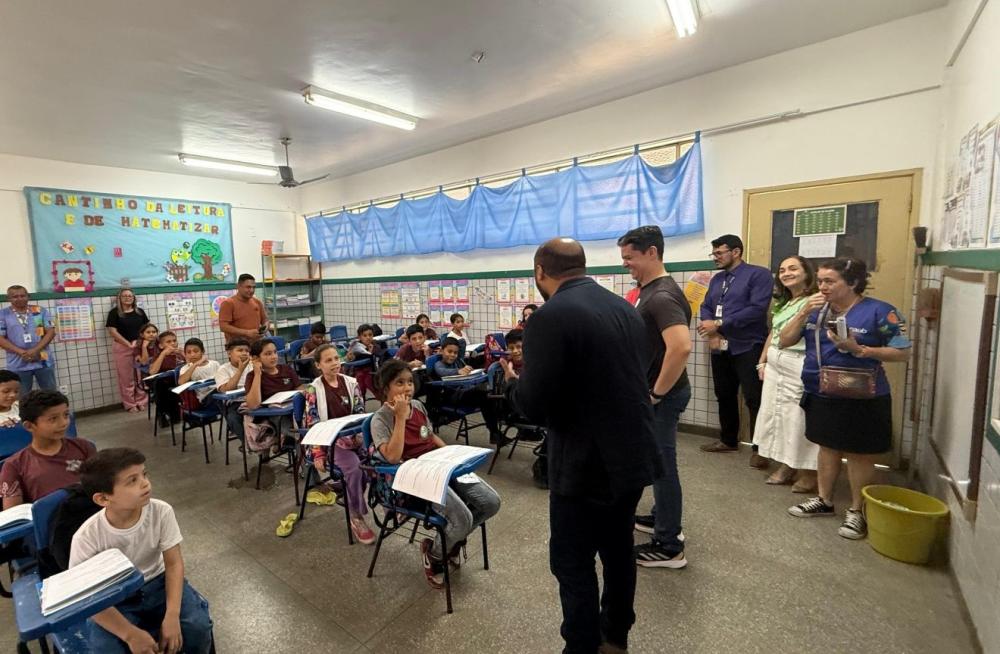 Alunos, pais e responsáveis participam de ação do projeto ‘Acompanhamento Familiar’ da Prefeitura de Manaus