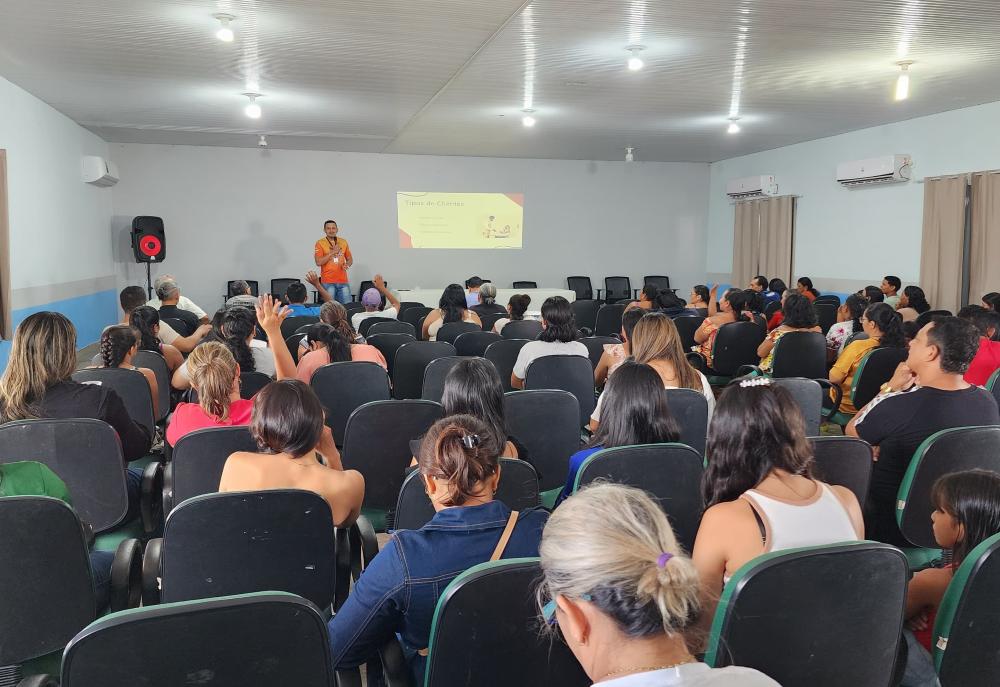 Festival de Parintins: Prefeitura de Parintins e Senac capacitam empreendedores em atendimento ao cliente